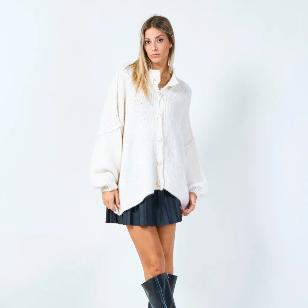 Elegant chunky knit cardigan with button accents wholesale