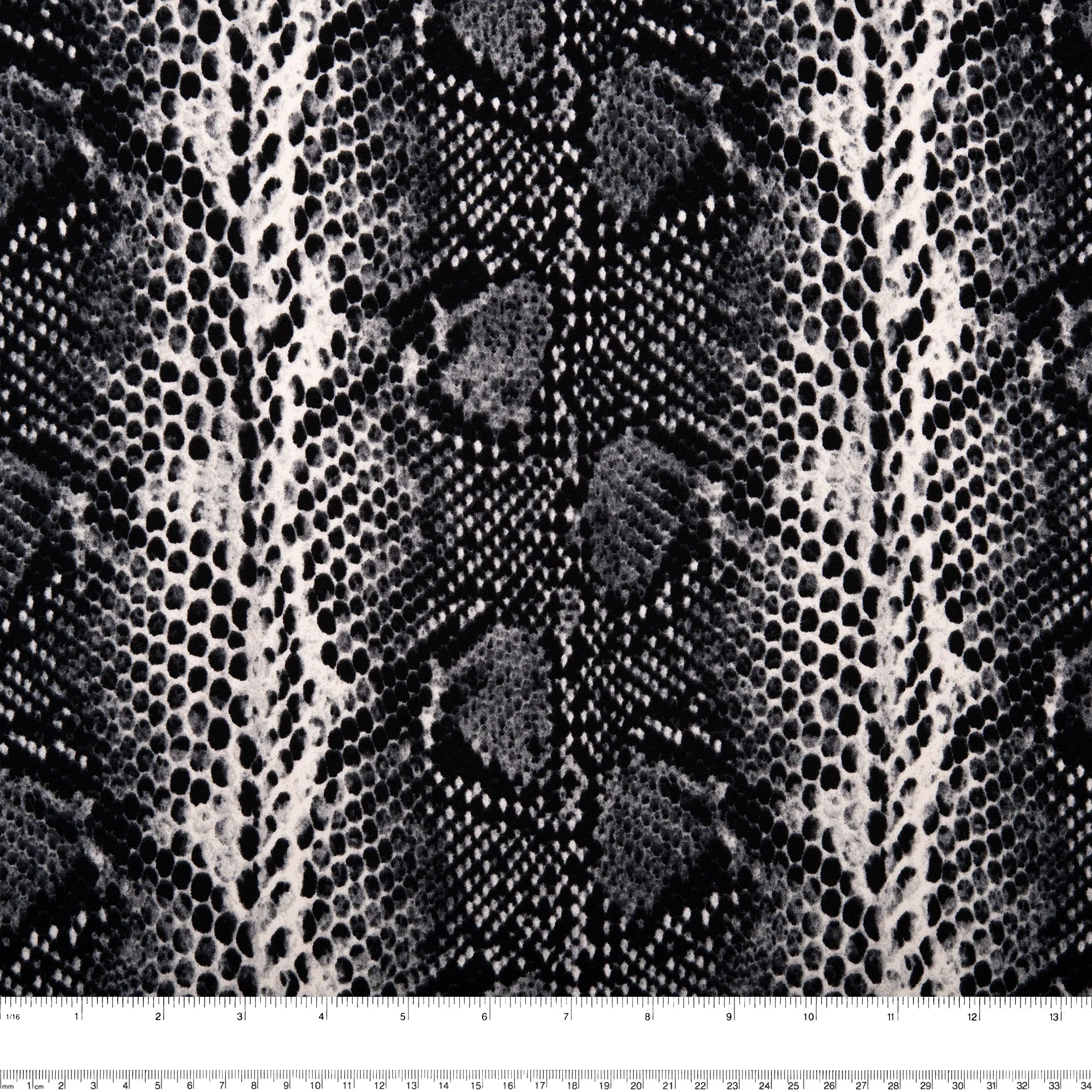 Heavy Knit - MELLISA - Snakes - Black