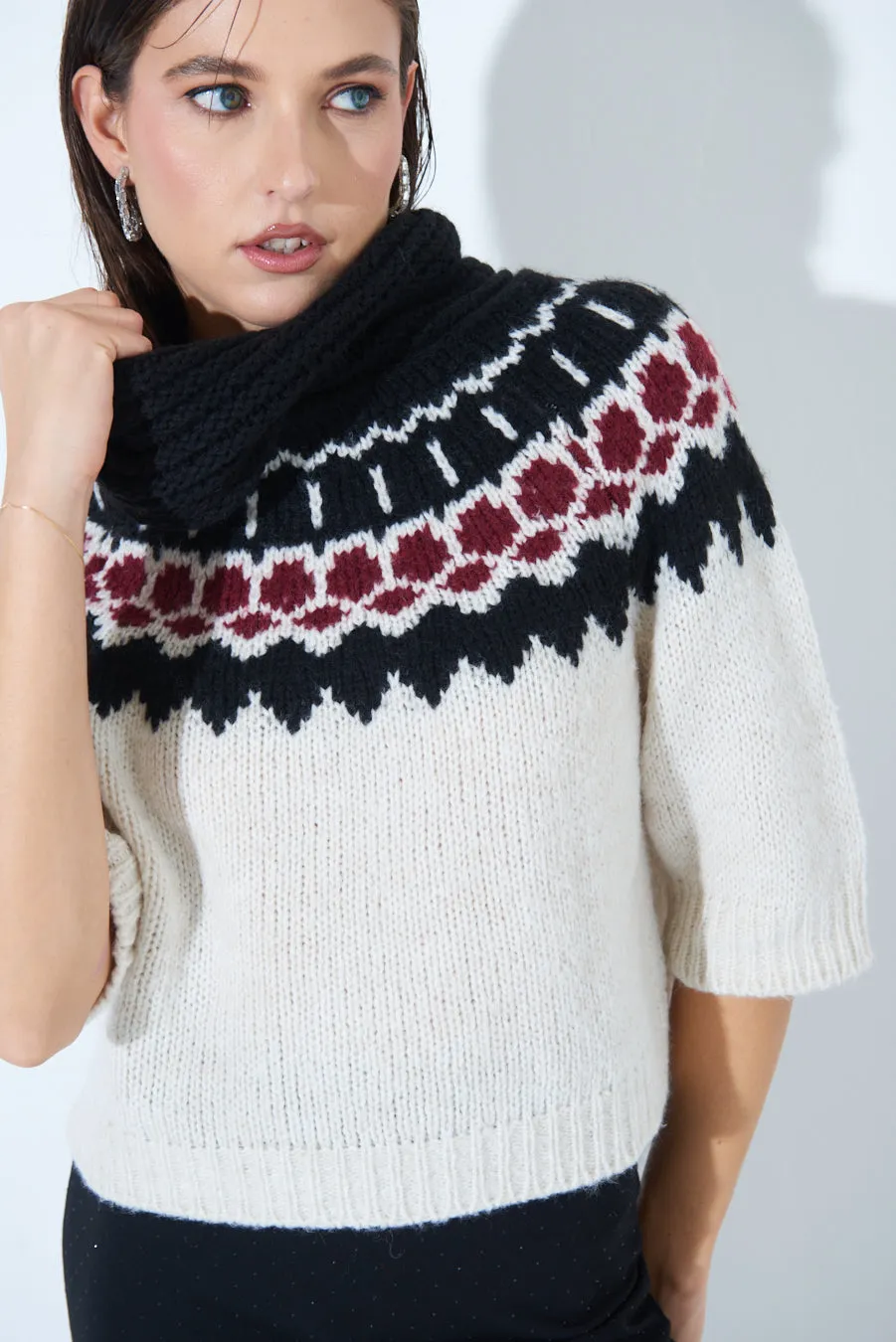 Nordic pattern short-sleeve knit sweater wholesale