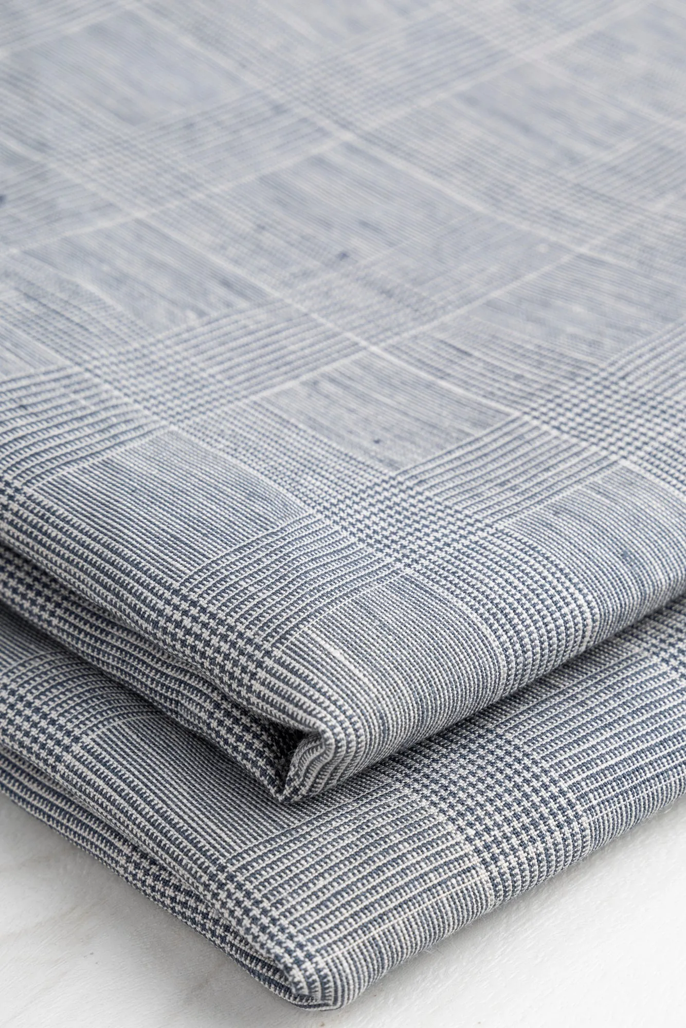 Yarn Dyed Glen Check Irish Linen Suiting Deadstock - Cream   Grey - Swatch