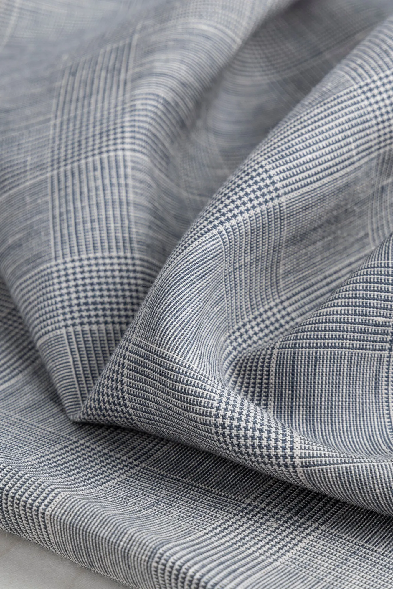 Yarn Dyed Glen Check Irish Linen Suiting Deadstock - Cream   Grey - Swatch